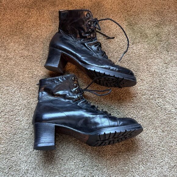 Yanko Ankle Boots Womens 7 Black Leather Lace Up Blocked‎ Heel Bootie Chukka - Picture 1 of 10